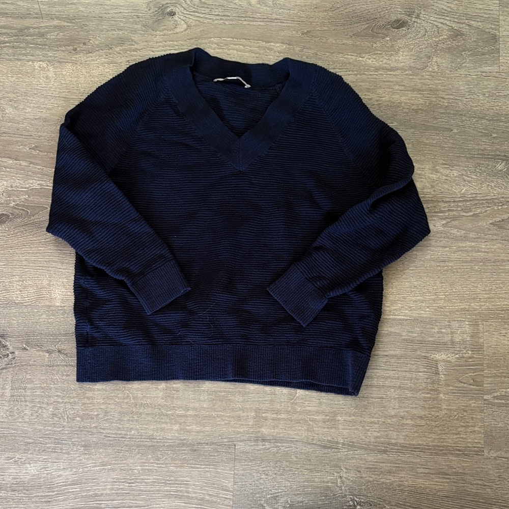 Women’s V-Neck Textured Sweater - Navy